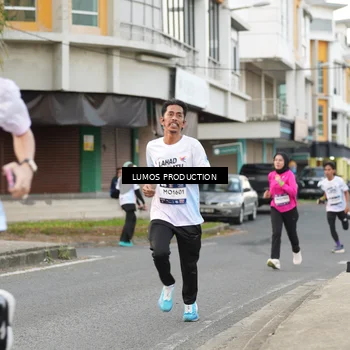 Runner Photo 7998372