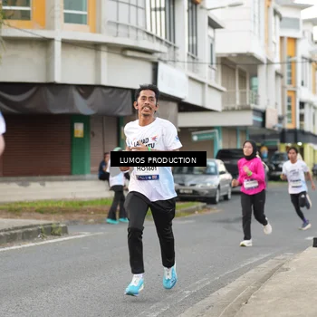 Runner Photo 7998374