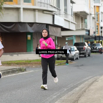 Runner Photo 7998380