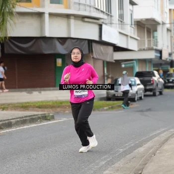 Runner Photo 7998386