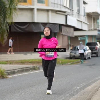 Runner Photo 7998389