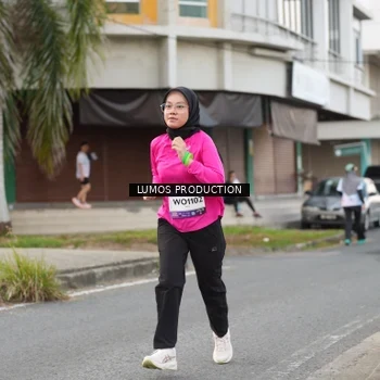 Runner Photo 7998395