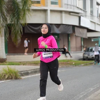 Runner Photo 7998396