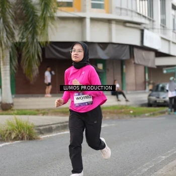 Runner Photo 7998398