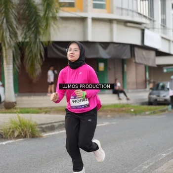 Runner Photo 7998403