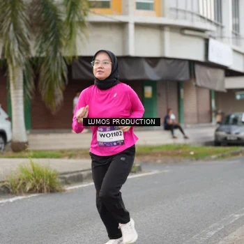 Runner Photo 7998404