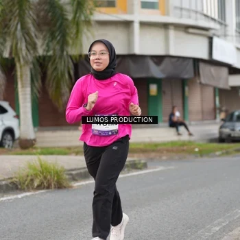 Runner Photo 7998405