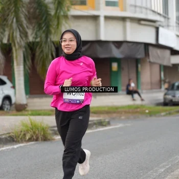 Runner Photo 7998409
