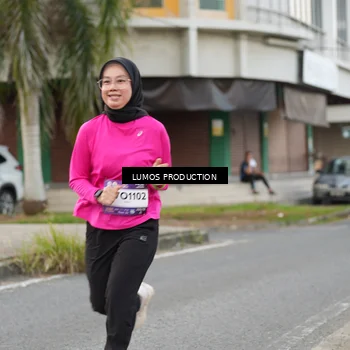 Runner Photo 7998410