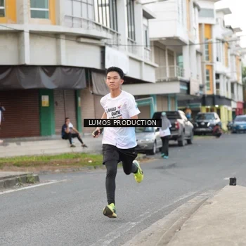 Runner Photo 7998414