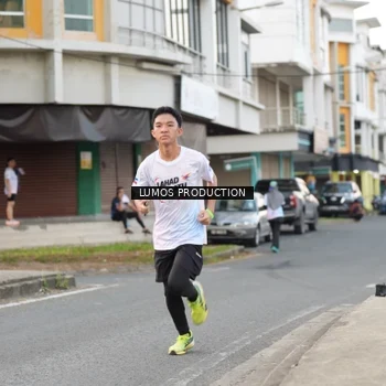 Runner Photo 7998416