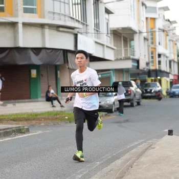 Runner Photo 7998417