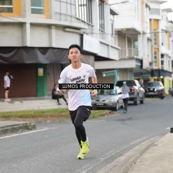 Runner Photo 7998420