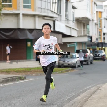 Runner Photo 7998426