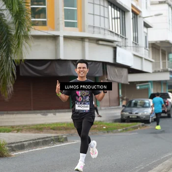 Runner Photo 7998428