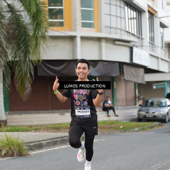 Runner Photo 7998430