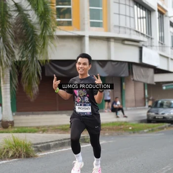 Runner Photo 7998434