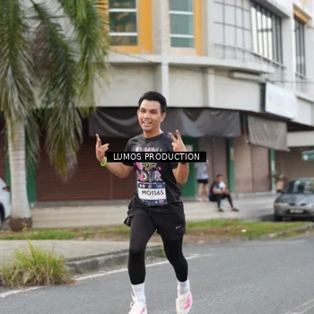 Runner Photo 7998435