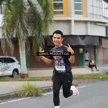 Runner Photo 7998439