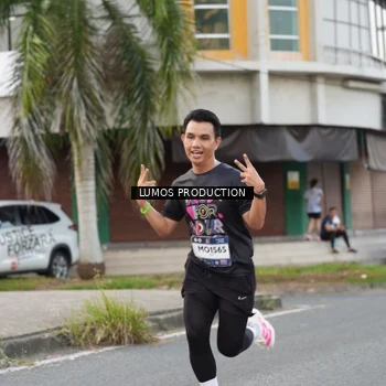 Runner Photo 7998440