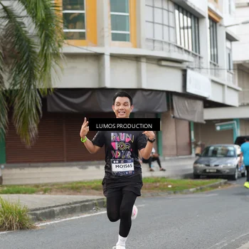 Runner Photo 7998441