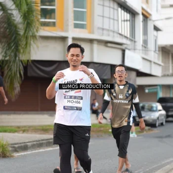 Runner Photo 7998461