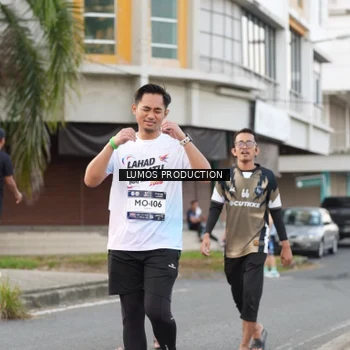 Runner Photo 7998463