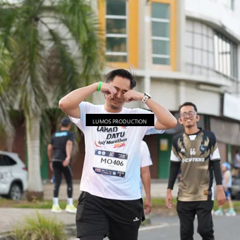 Runner Photo 7998469