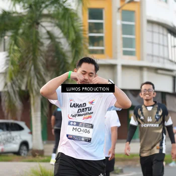 Runner Photo 7998473