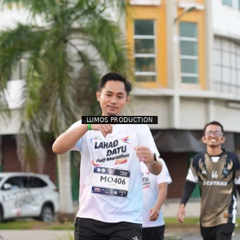 Runner Photo 7998478
