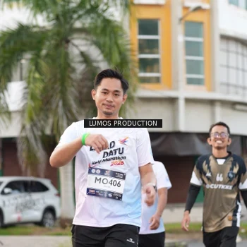 Runner Photo 7998485