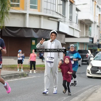 Runner Photo 7998494