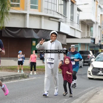 Runner Photo 7998495