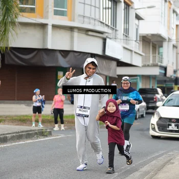 Runner Photo 7998498