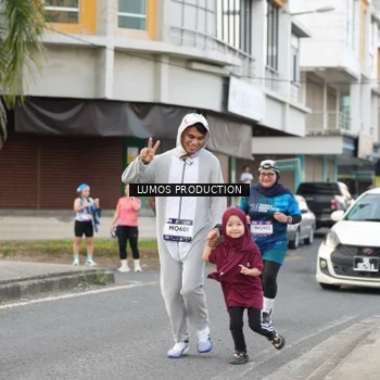 Runner Photo 7998504