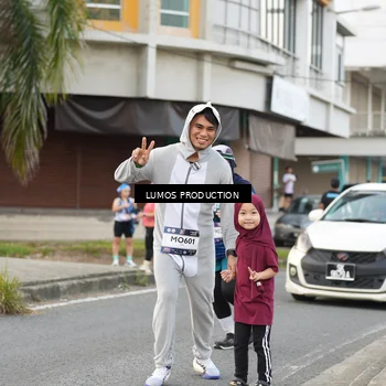 Runner Photo 7998528