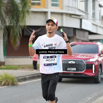 Runner Photo 7998556