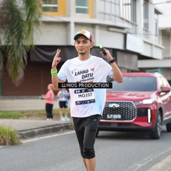 Runner Photo 7998562