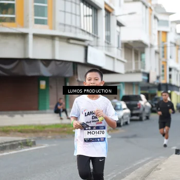 Runner Photo 7998568