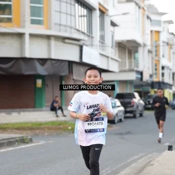Runner Photo 7998569
