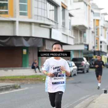 Runner Photo 7998571