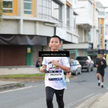 Runner Photo 7998574