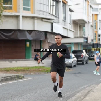 Runner Photo 7998578