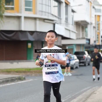 Runner Photo 7998579