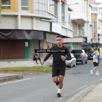 Runner Photo 7998581