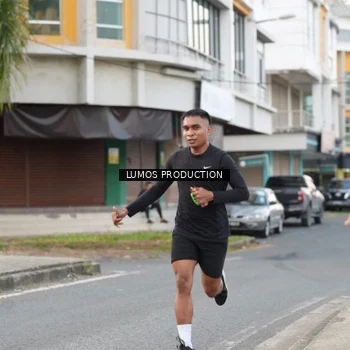 Runner Photo 7998585