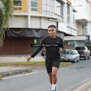Runner Photo 7998595