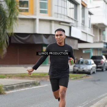 Runner Photo 7998603