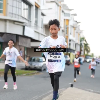 Runner Photo 7998604