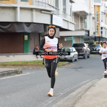 Runner Photo 7998611